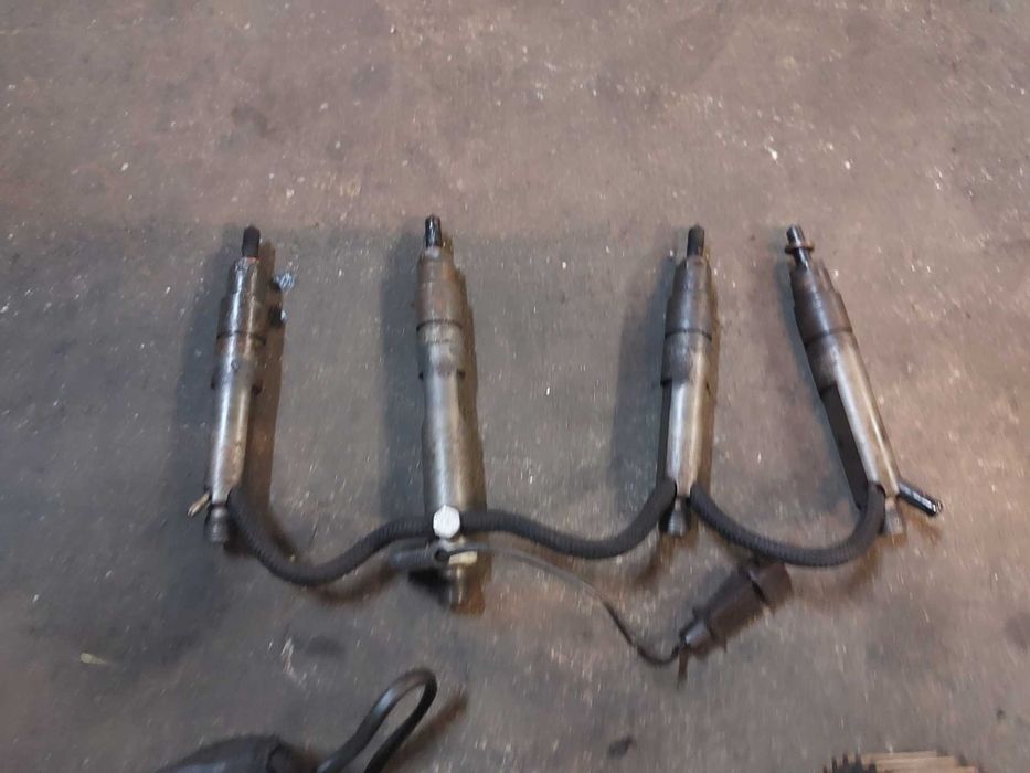 Bomba injectora com injectores Audi  A3 1.9 TDI