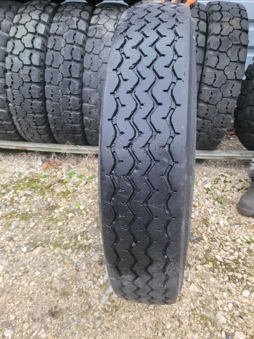 Opony z demobilu wojskowego 8.25 r20