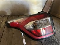 Ford escape ліва задня фара