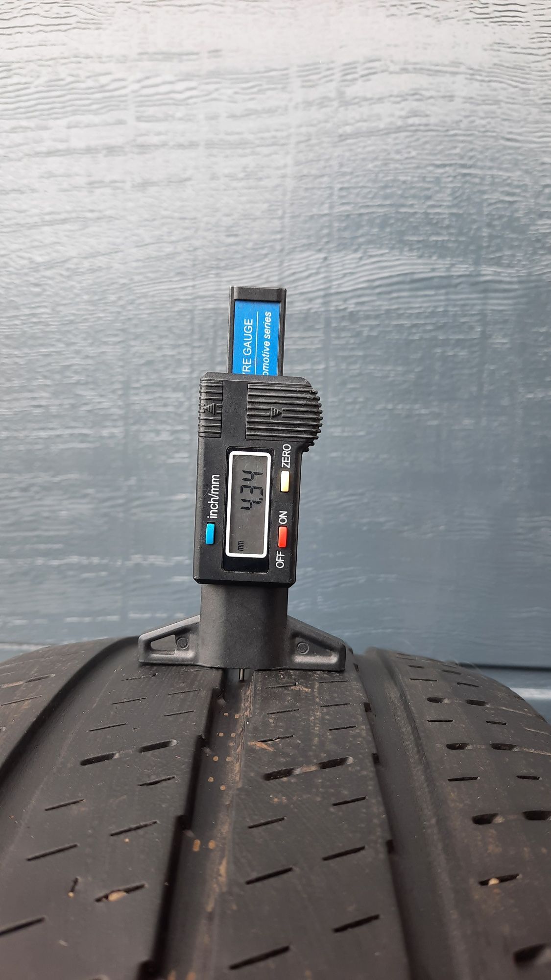 Firemax 215/65 R16 C Van na sezon