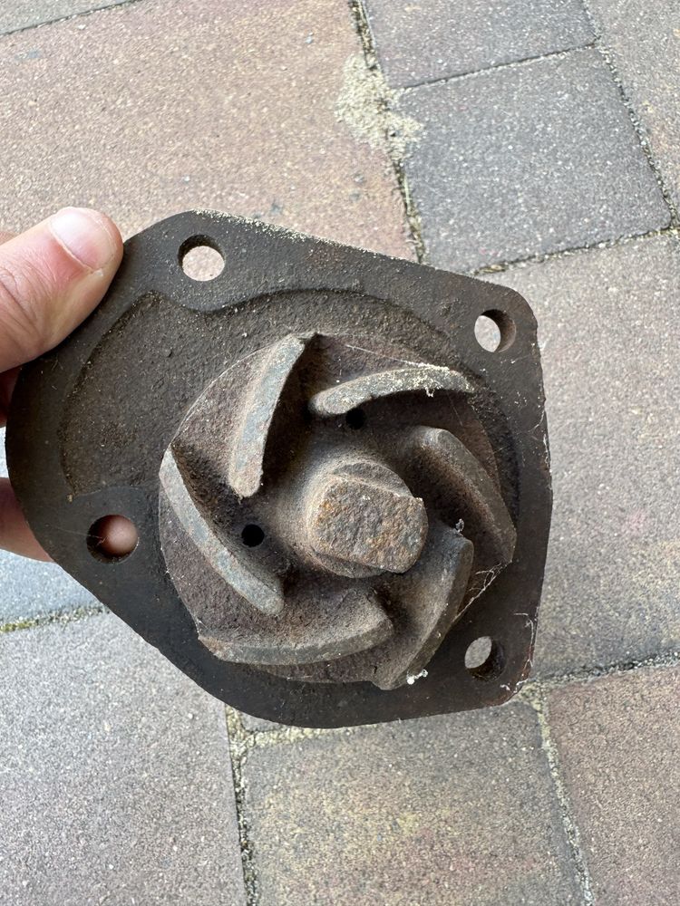 Pompa wody wodna Ursus C-385
