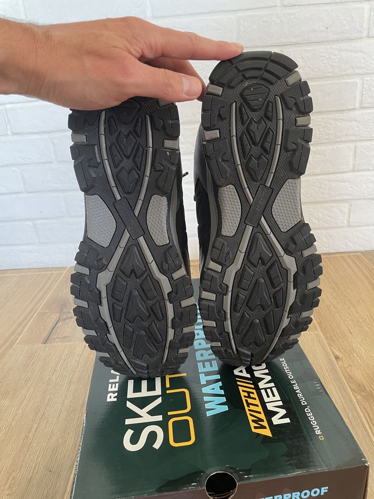 Чоловічі кросівки Skechers Relaxed Fit:Selmen-Helson USA 10(43). НОВІ!