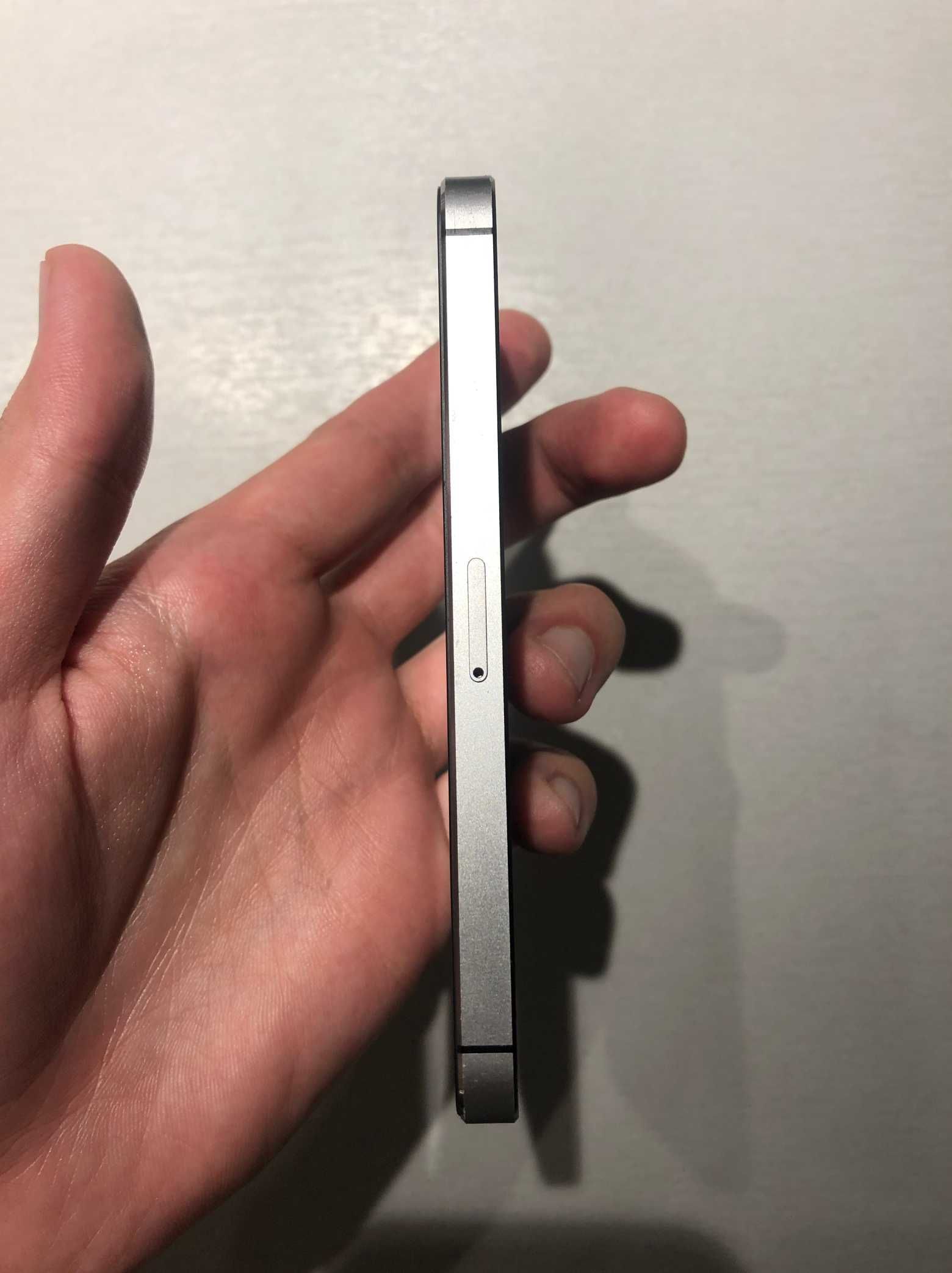 iPhone  SE 16 GB para peças