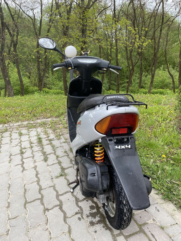 Скутер Honda Dio AF35