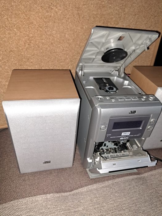 Wieża mini JVC MP3