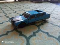 Stary hot wheels limuzyna