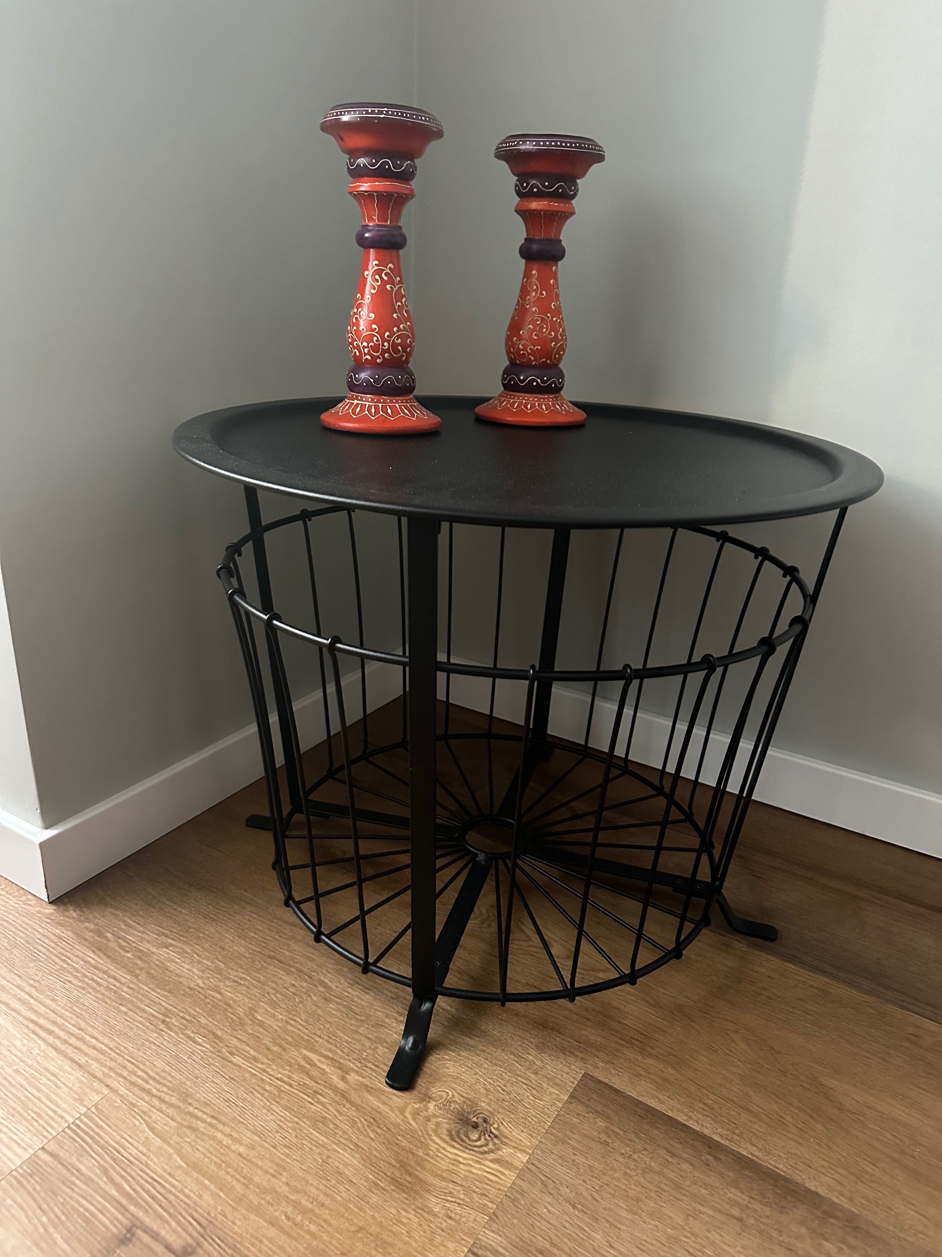 Mesa de apoio em ferro