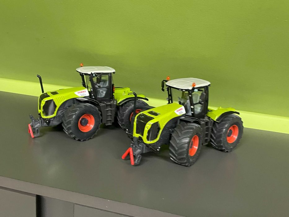 3271  SIKU Class Xerion traktor 1 32