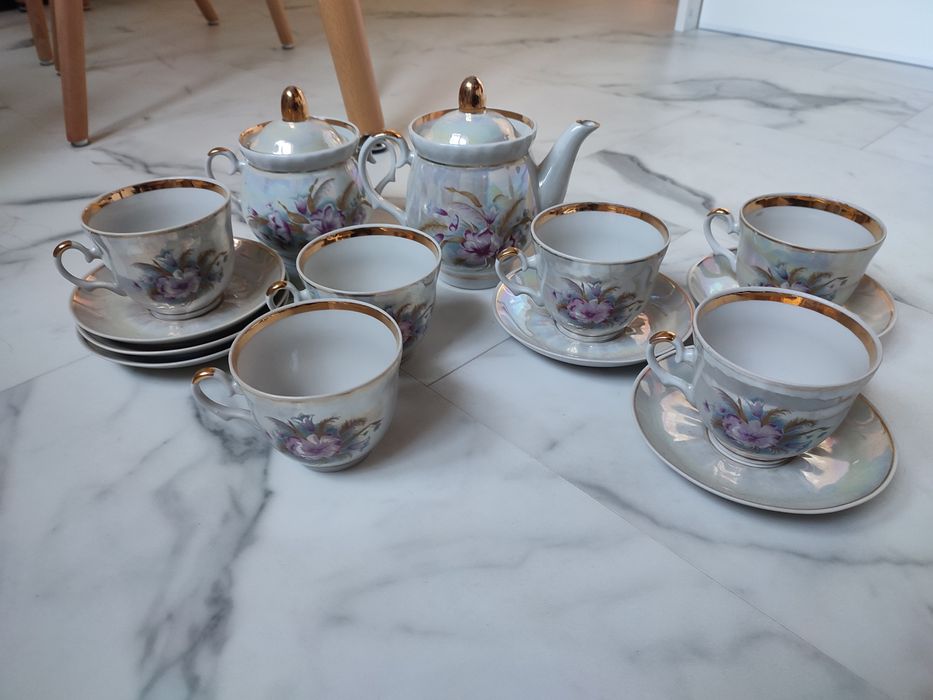 Porcelanowy zestaw kawowy ( idealny )