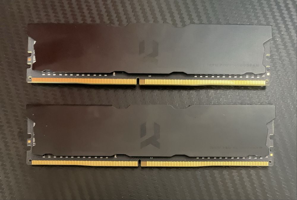 Оперативна памʼять DDR4 IRDM 2x16gb