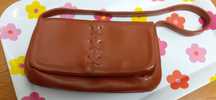Clutch castanha Zara