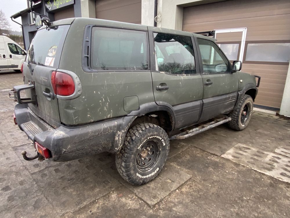 Nissan Terrano 2 2.7tdi pompa na linke