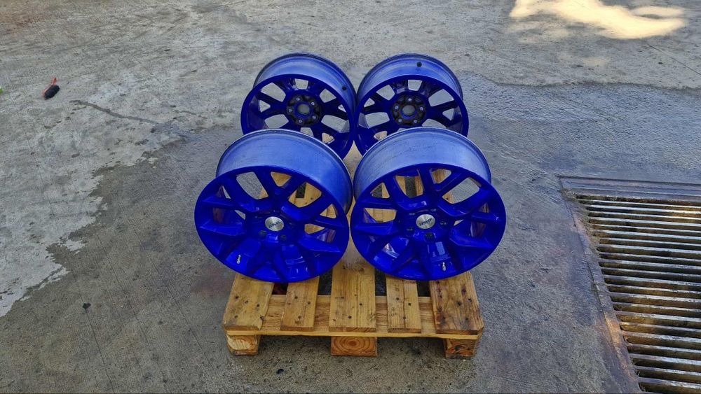 Felgi aluminiowe r17 ,rozstaw śrub 5x112