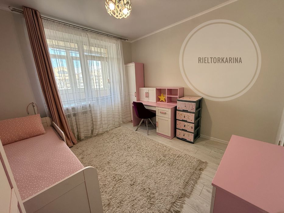 «ЖК Рівʼєра» Намив 2к велика квартира в продажі з усім