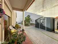 Moradia T5 com logradouro - Entroncamento
