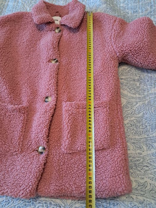 Продам пальто для девочки