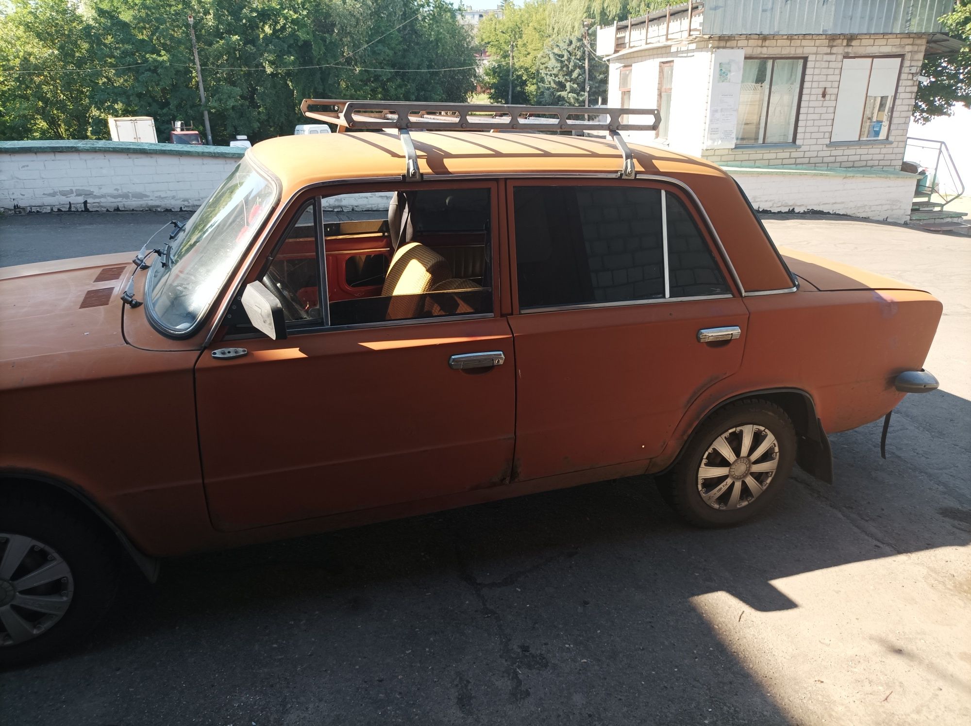 Продам 2101 на ходу газ бензин