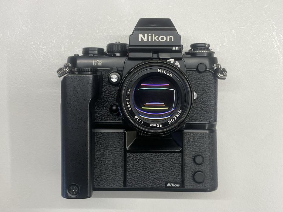 Nikon F3 та обʼєктив Nikkor 50mm 1.4 Ai-s плівковий фотоапарат