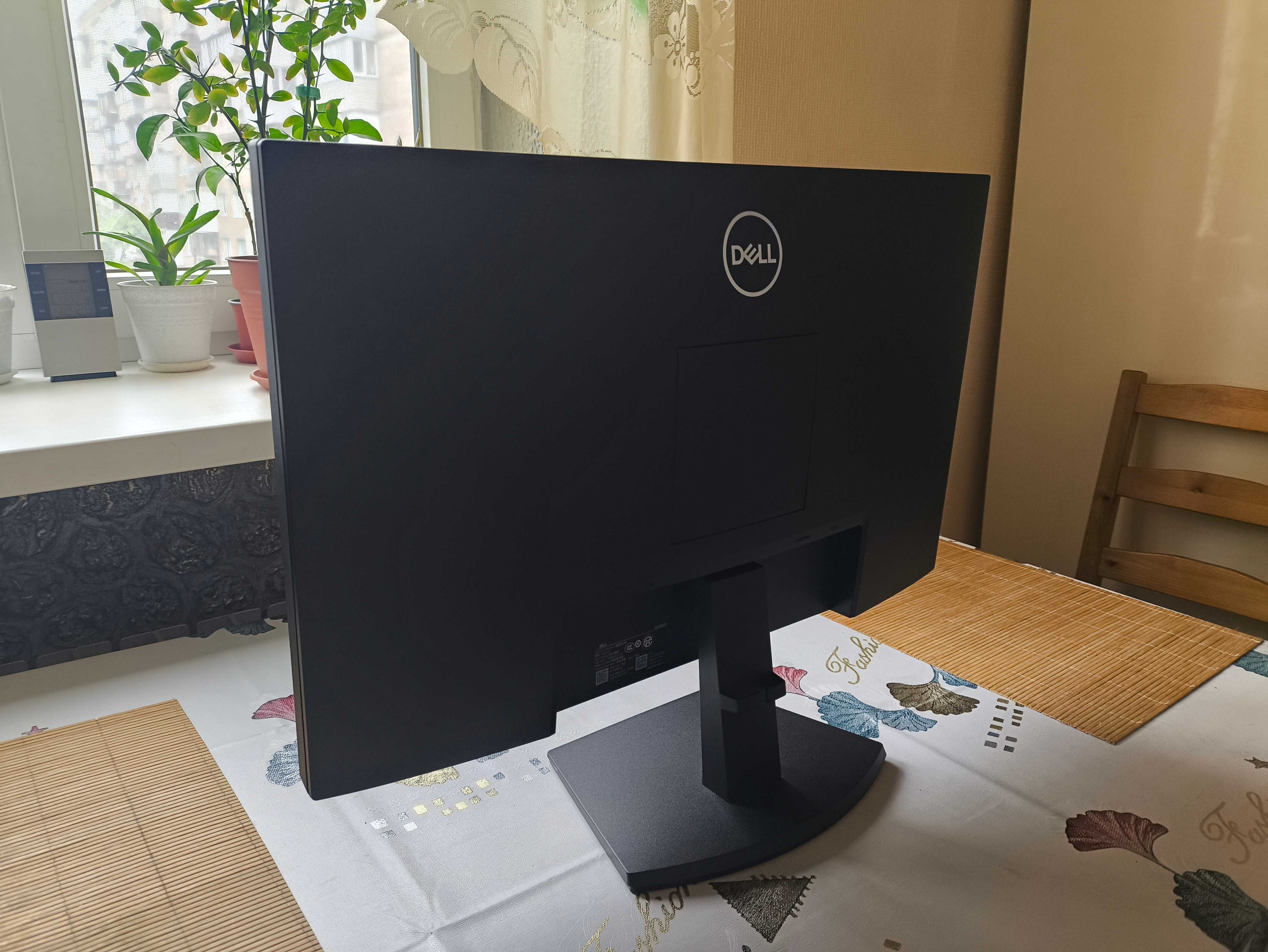 Монитор DELL SE2422H 75 Гц состояние нового