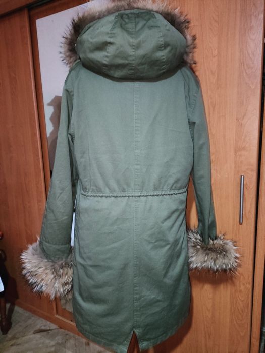 Парка зимняя женская
