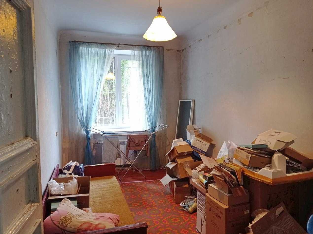 Продам 3-х комнатную квартиру, первый этаж, левый берег