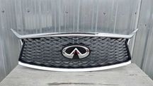 INFINITI QX30 Решітка радіатора нова оригінал + значек эмблема нова