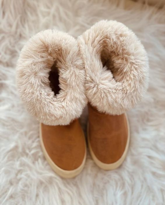 зимові чобітки Zara унти угги сапожки