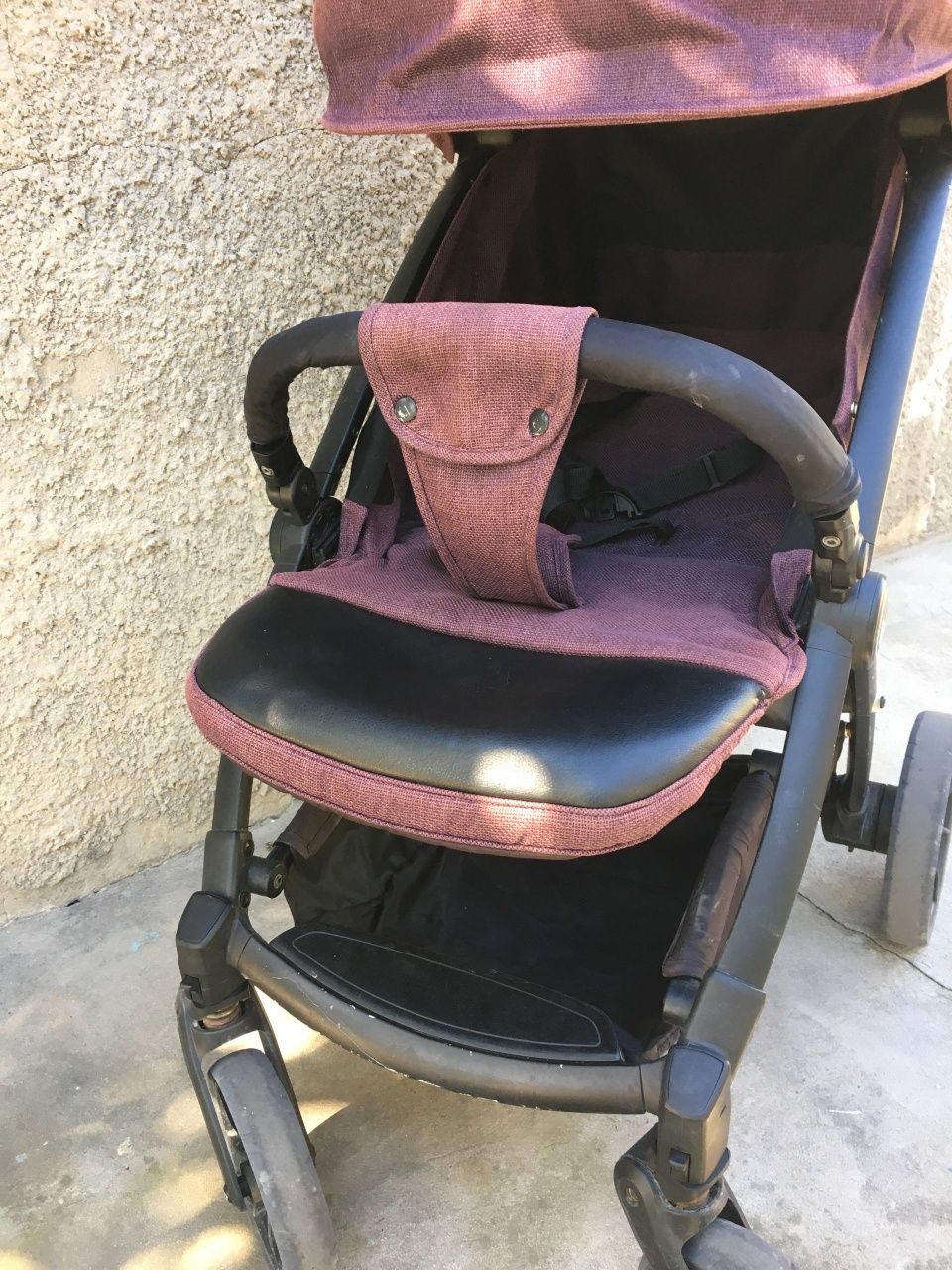 Прогулянкова коляска BabyHit Impulse
