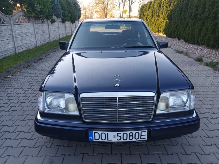 Mercedes E220 benzyna 1994 rok