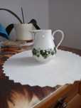 Dzbanuszek Kahla do mleka śmietanki porcelana liście winogron