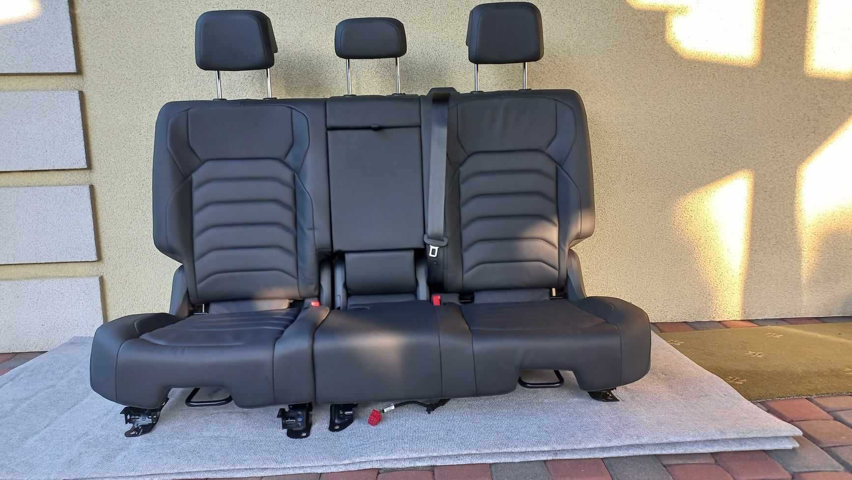 Nowa Tylna kanpa 760 VW TOUAREG 3, model 2019+