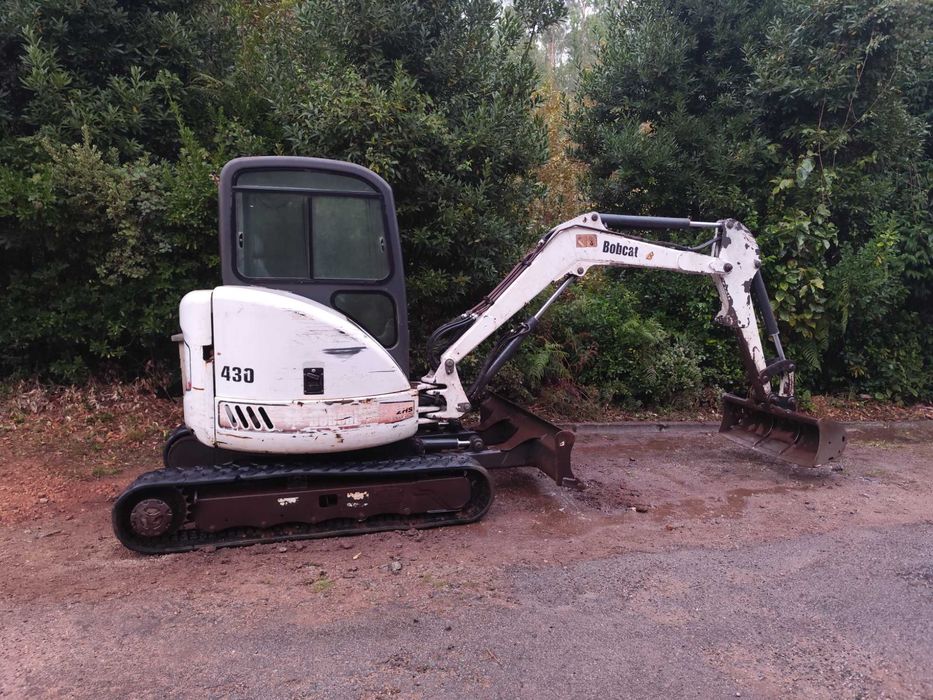Mini escavadora bobcat430