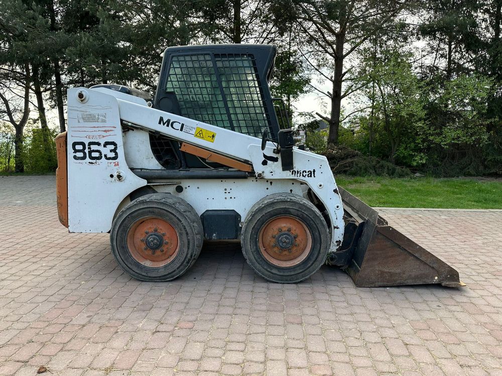 Sprzedam ładowarkę Bobcat 863