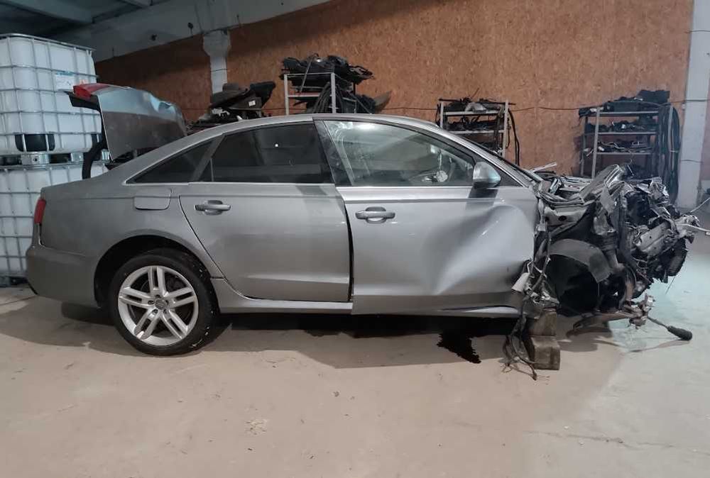 Кузов Audi A6 2013 и 2014 седан серый и черный. Разборка Audi A6 (C7)