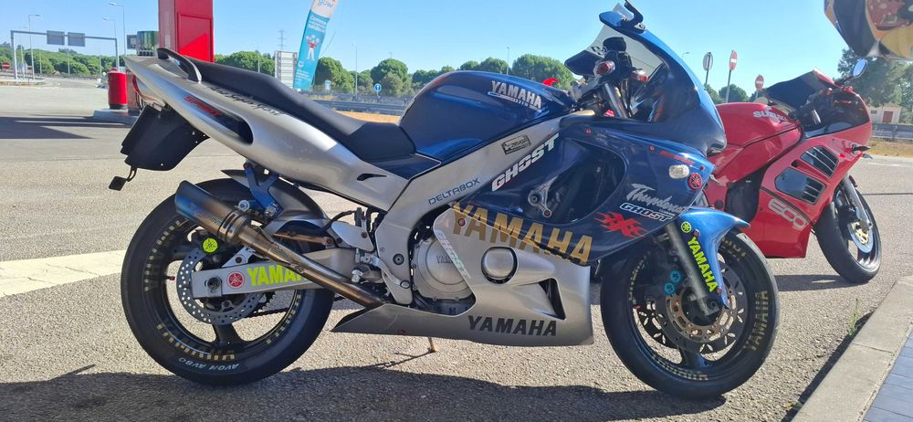 Yamaha thundercat yzf600r