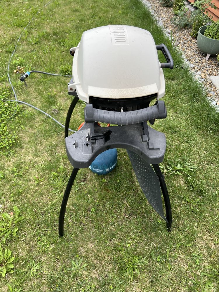 Grill weber Q1000 stand
