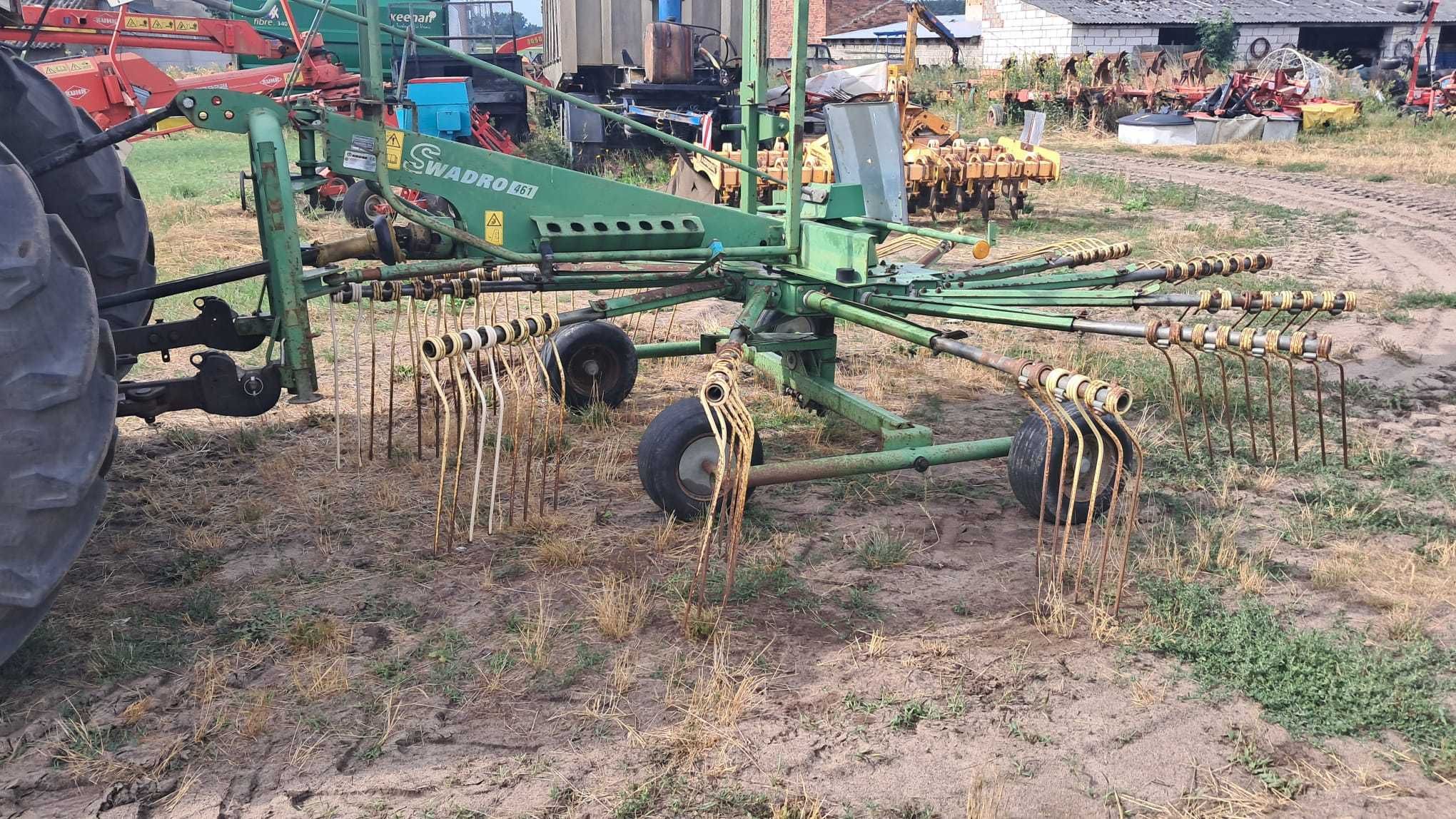 Zgrabiarka   KRONE SWADRO 461 Kuhn GA 4521 KARUZELA   gm masterdrive