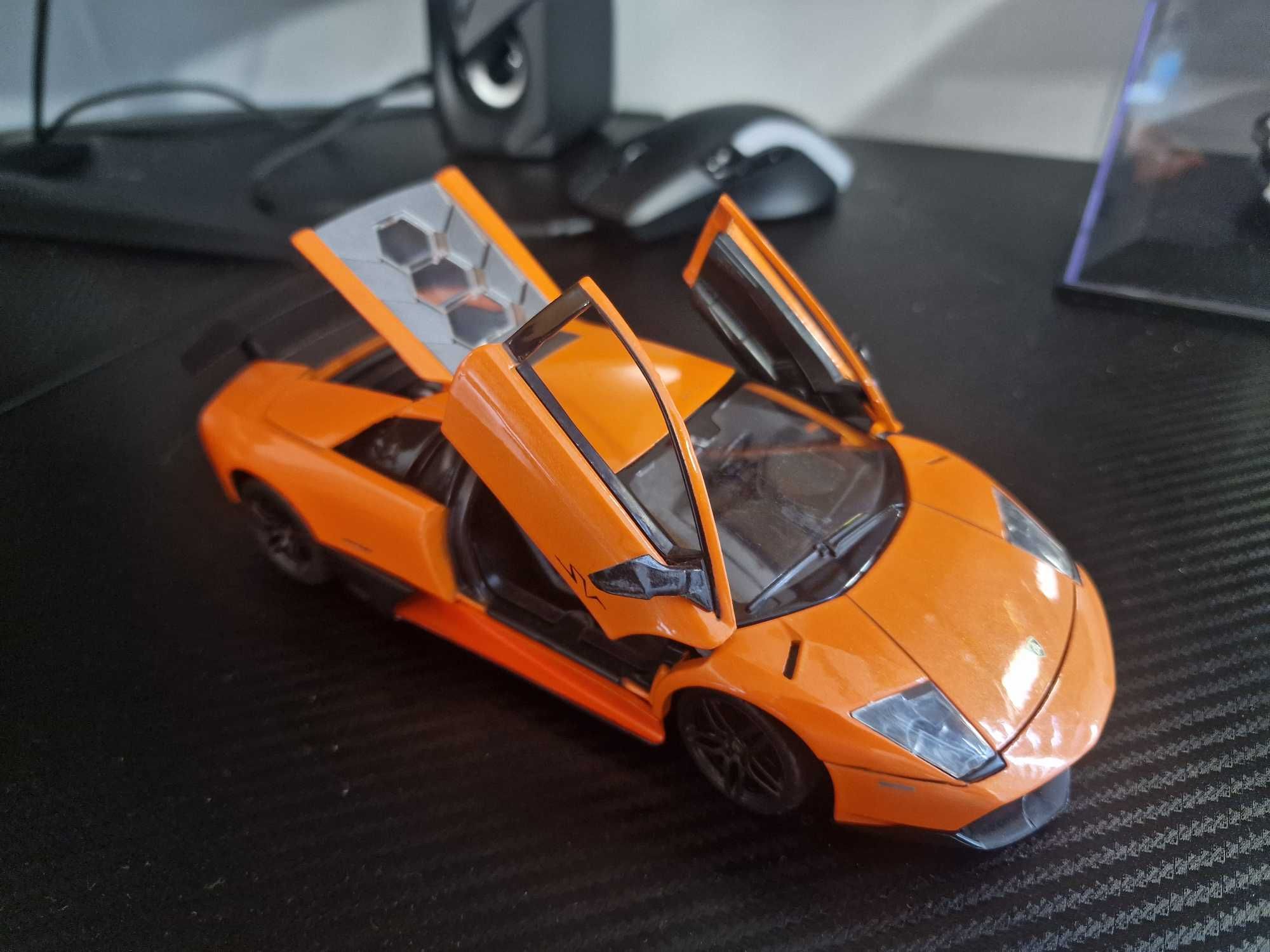 Lamborghini Murcielago SV 1:24