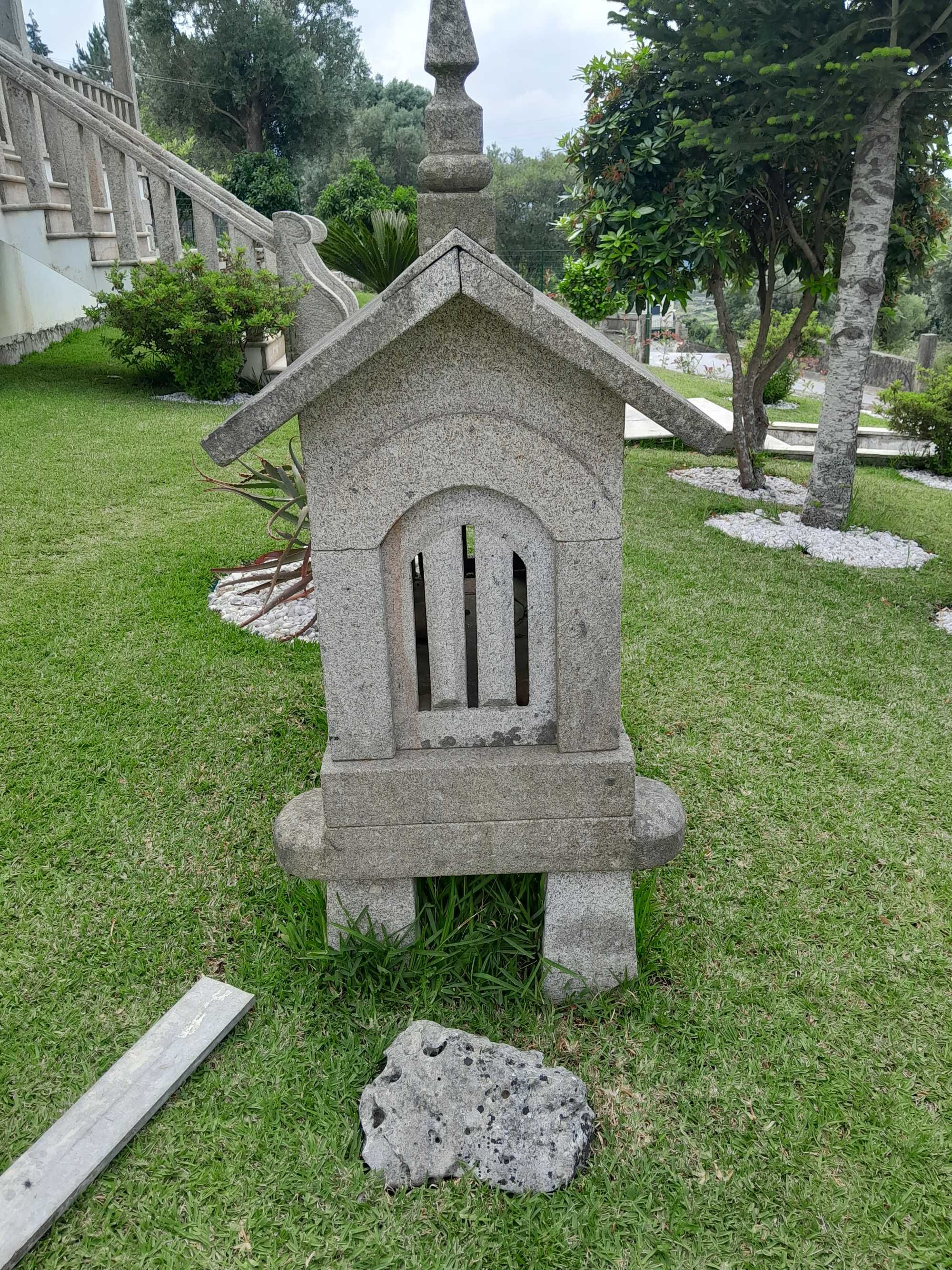 Espigueiro em granito