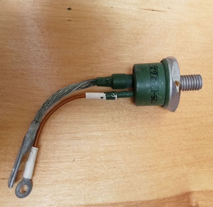 Тиристор Т25-10 3262 низькочастотний штирового виконання