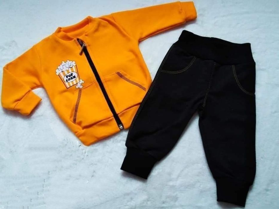 Komplet dresowy Mrofi rozm 92