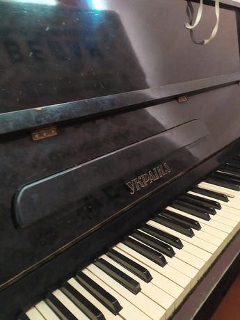 Фортепіано, піаніно Україна