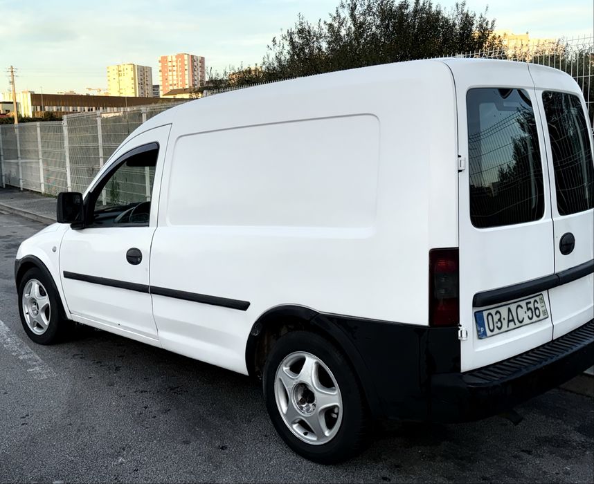 Opel combo impecavel a nivel geral pode trazer seu mecnaico de confian