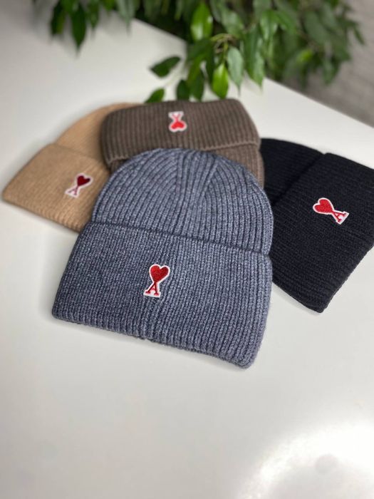 Жіноча шапка зимова сіра Вовняна з відворотом віскоза чорна/беж тепла