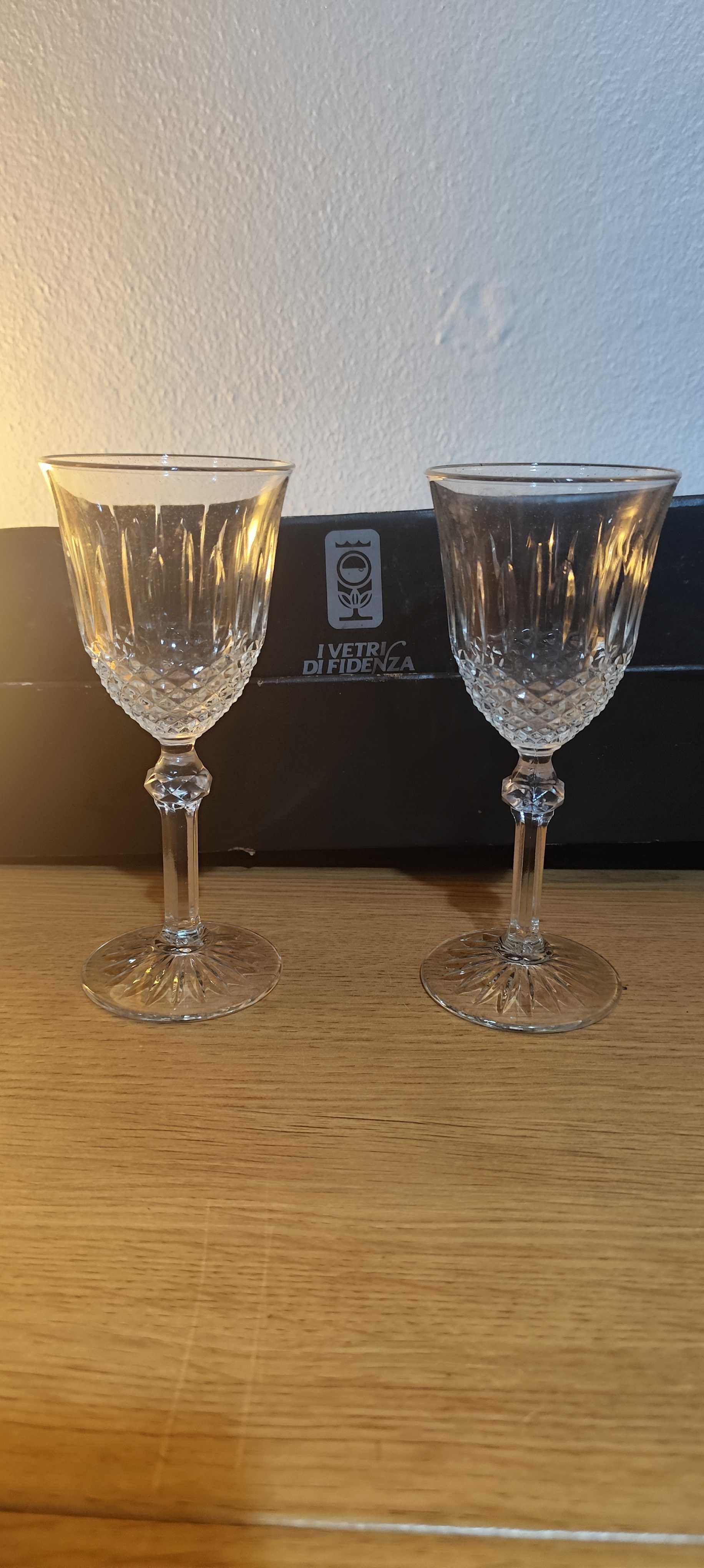 Copos de vinho Vetri de Fidenza - novos