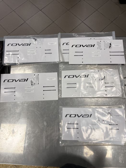 Oryginalne szprychy Roval T-Head Nowe