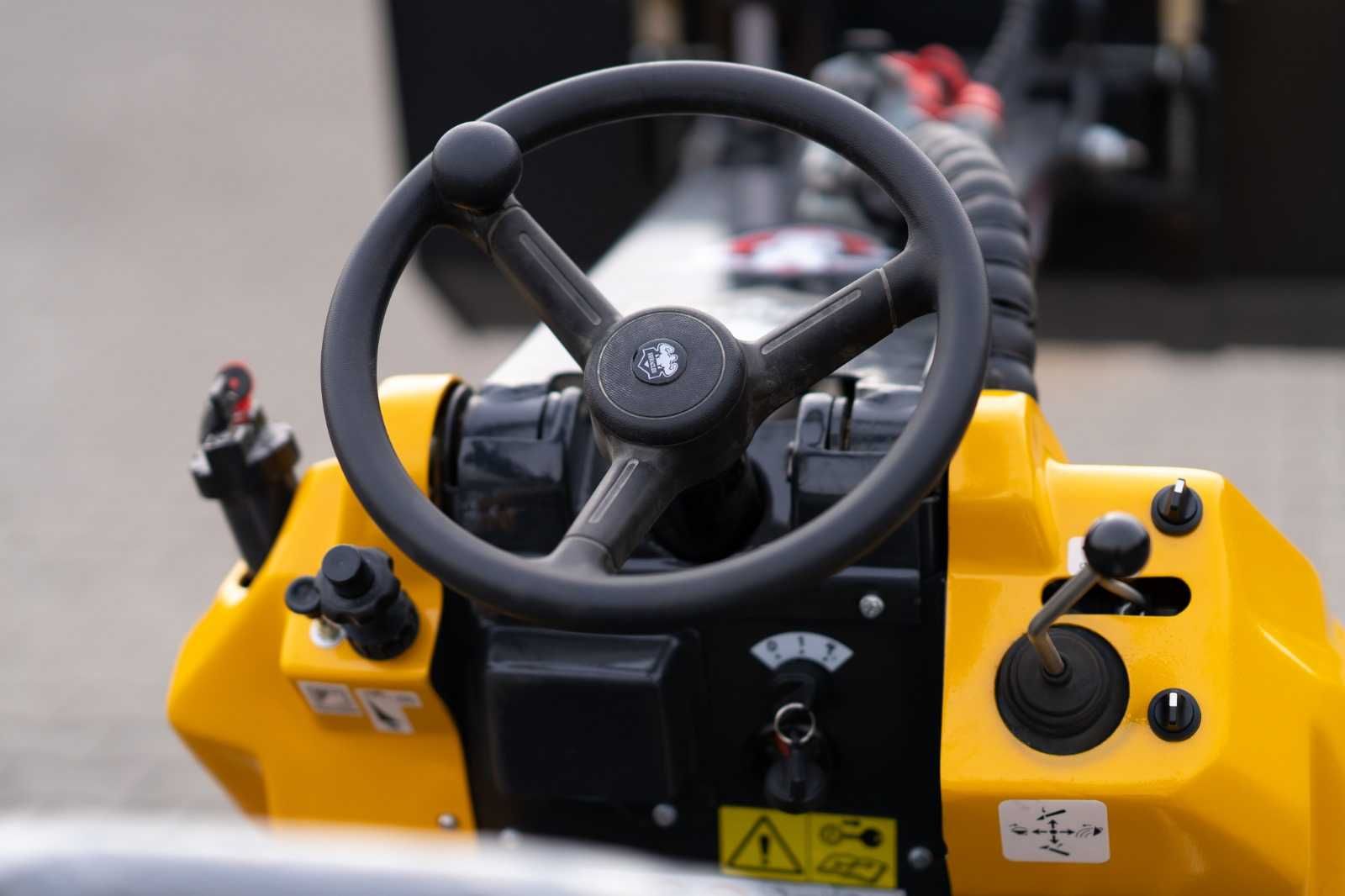 Miniładowarka Kingway Heracles H130 Transport osprzęt gratis