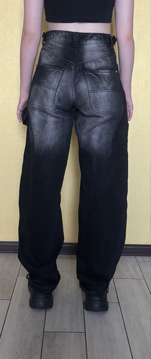 Джинси фірми Bershka