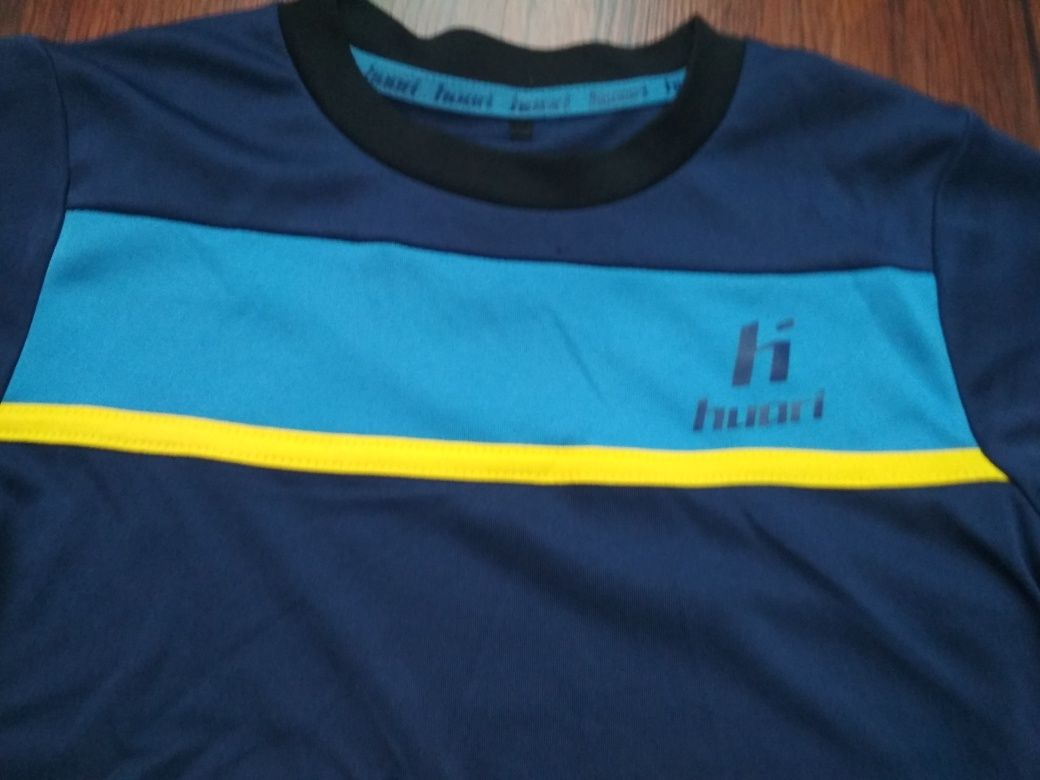 Koszulki w krótki rękaw, R. 122, 8zł /szt.
