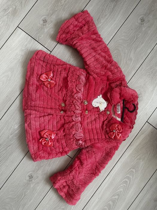 Демі шубка на дівчинку нова з біркою